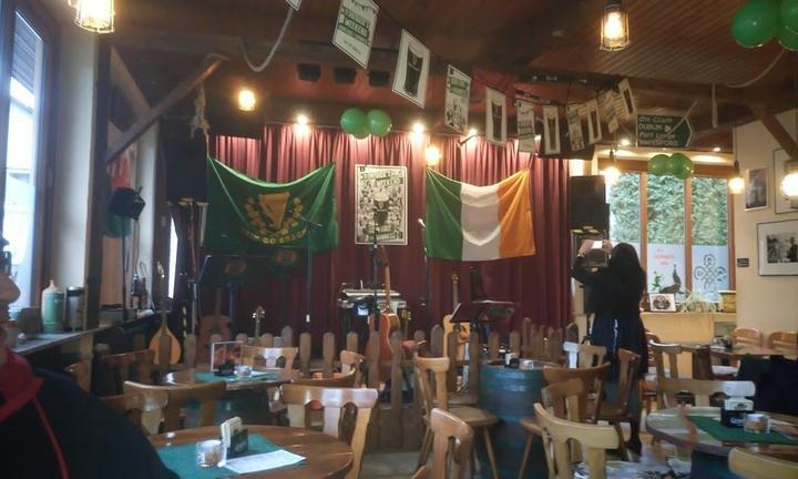 Irish Pub - Mac Menhir